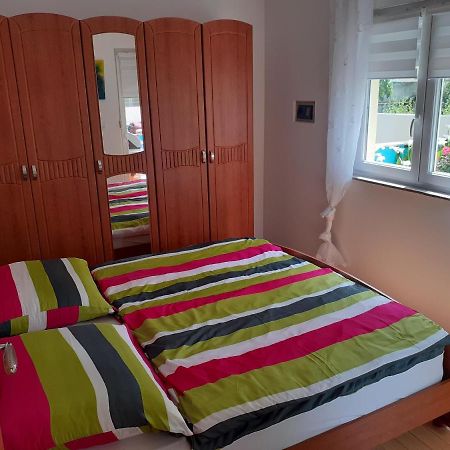 Apartamento Apartman Nada Ližnjan Exterior foto